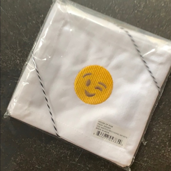 House of Pom Emoji Linen Cocktail Napkins (6) new! - Picture 3 of 3